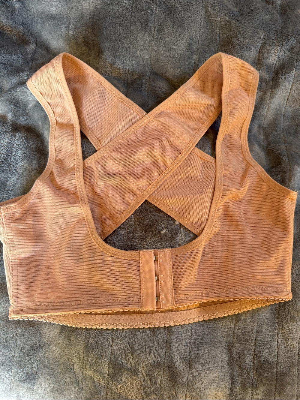 Seamless Crisscross Back Comfort / Posture Support - Peach / Flesh-tone - Small